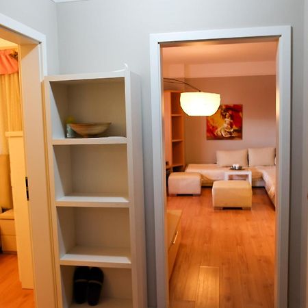 Cherry Apartment Тирана Екстер'єр фото
