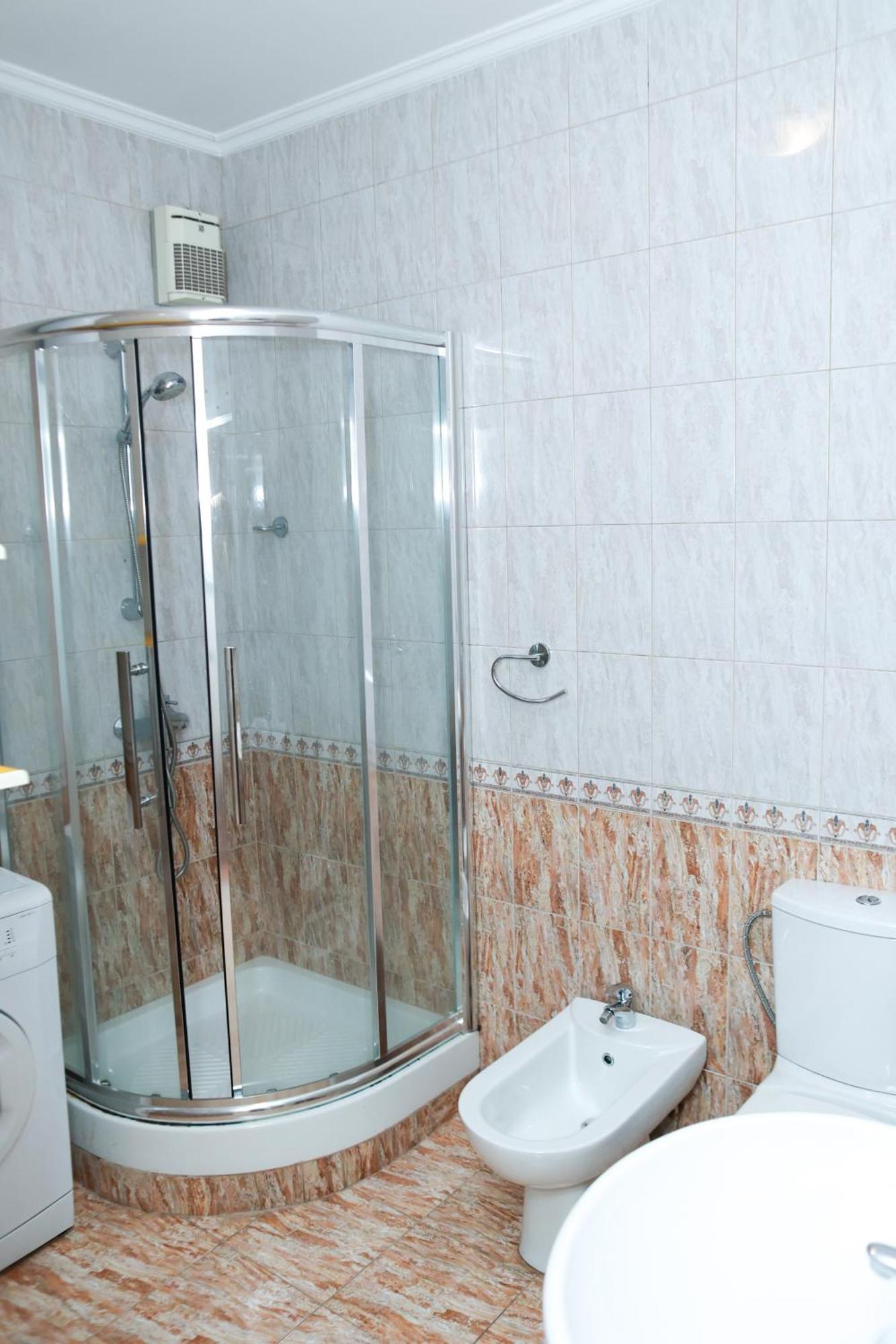 Cherry Apartment Тирана Екстер'єр фото